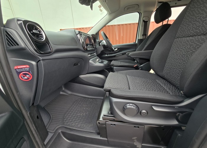 Used 1
                    MERCEDES BENZ
                     for Sale Image