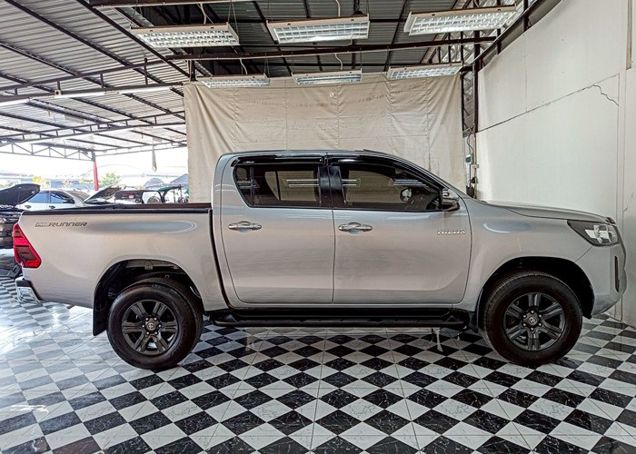 Used 12
                    TOYOTA
                     for Sale Image