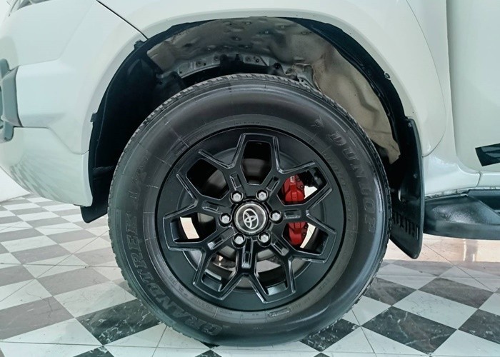 Used 7
                    TOYOTA
                     for Sale Image