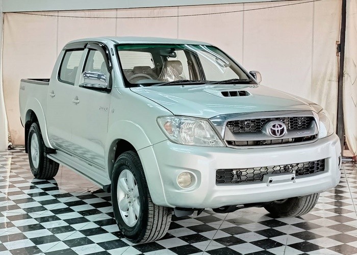 Used 11
                    TOYOTA
                     for Sale Image