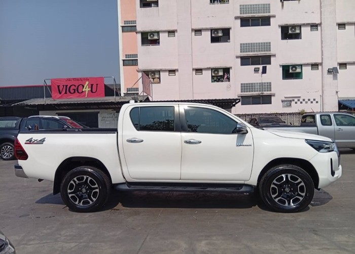 Used 11
                    TOYOTA
                     for Sale Image