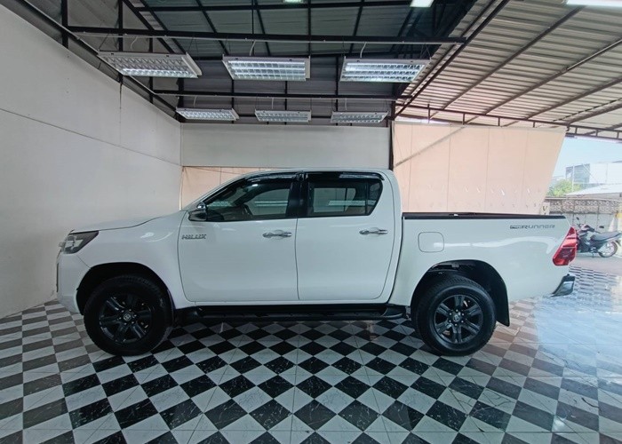 Used 1
                    TOYOTA
                     for Sale Image