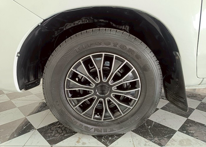 Used 12
                    TOYOTA
                     for Sale Image