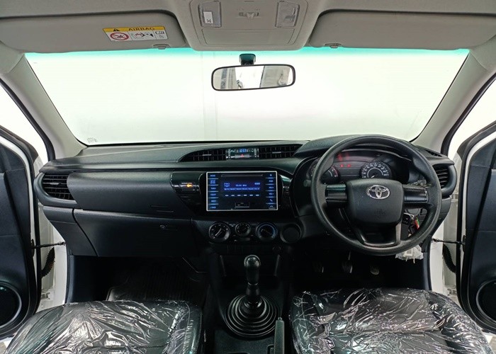 Used 12
                    TOYOTA
                     for Sale Image