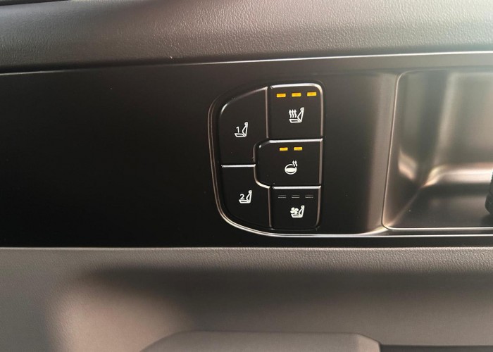 Used 1
                    KIA
                     for Sale Image