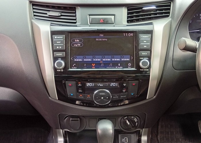 Used 7
                    NISSAN
                     for Sale Image